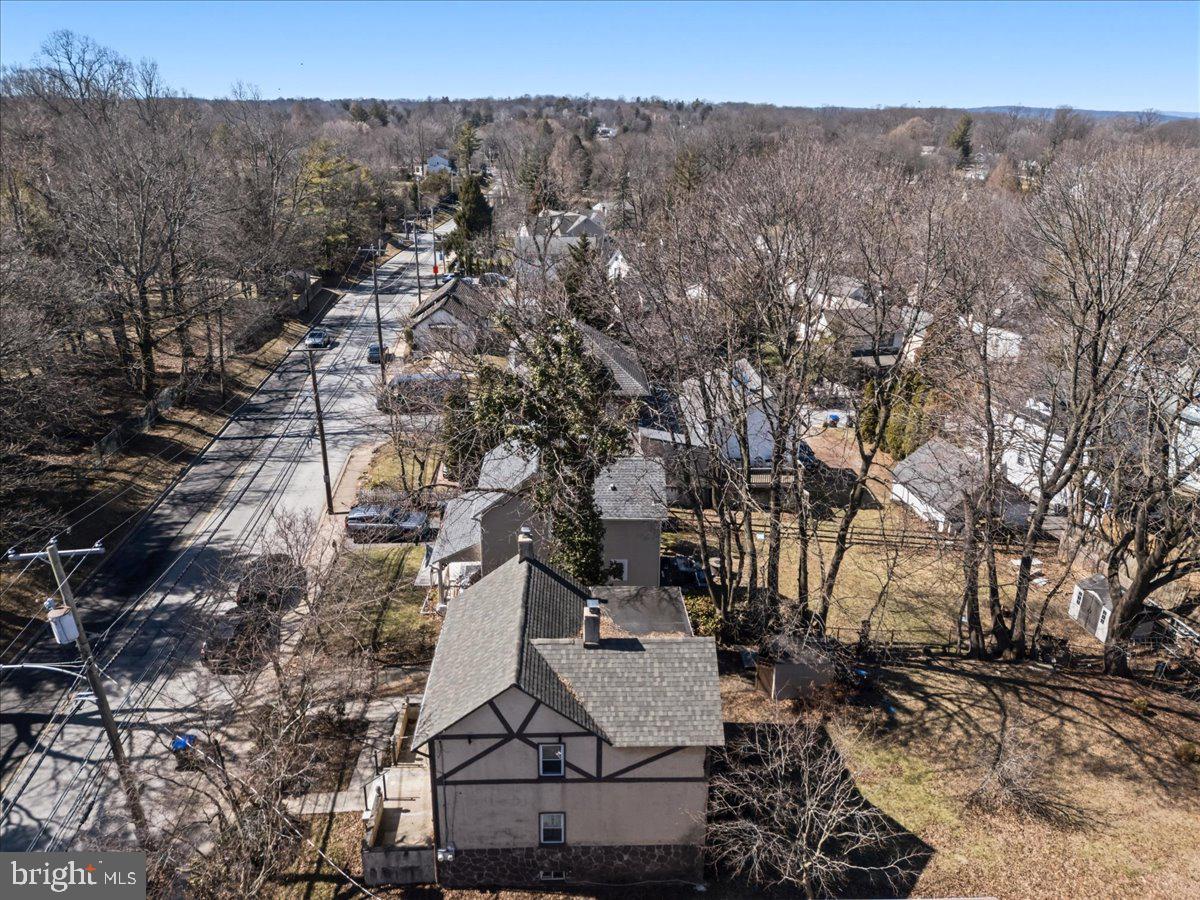 966 Upper Gulph Road Wayne, PA 19087 - Photo 22 of 23 an aerial view of multiple house