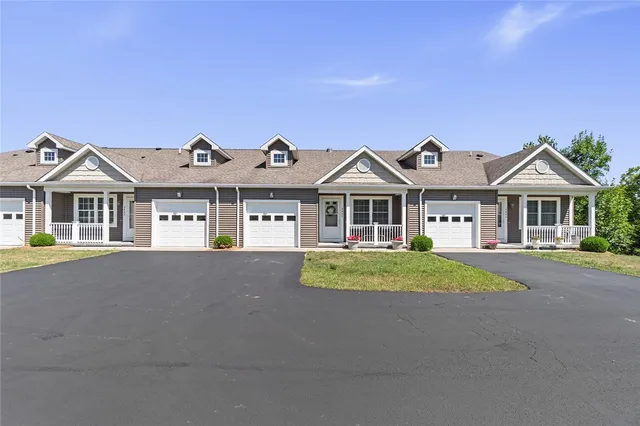 $359,000 | 3640 Central Avenue, Unit 4C, Penn Yan, NY 14527