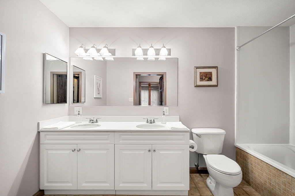 36 Village Road, Unit 214 Middleton, MA 01949 - Photo 23 of 37