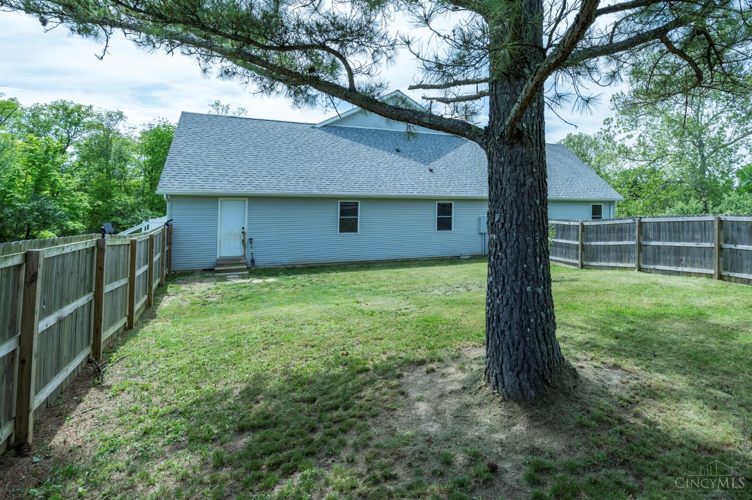 1663 Ireland Road Wilmington, OH 45177 - Photo 10 of 98 Gallery Image 10