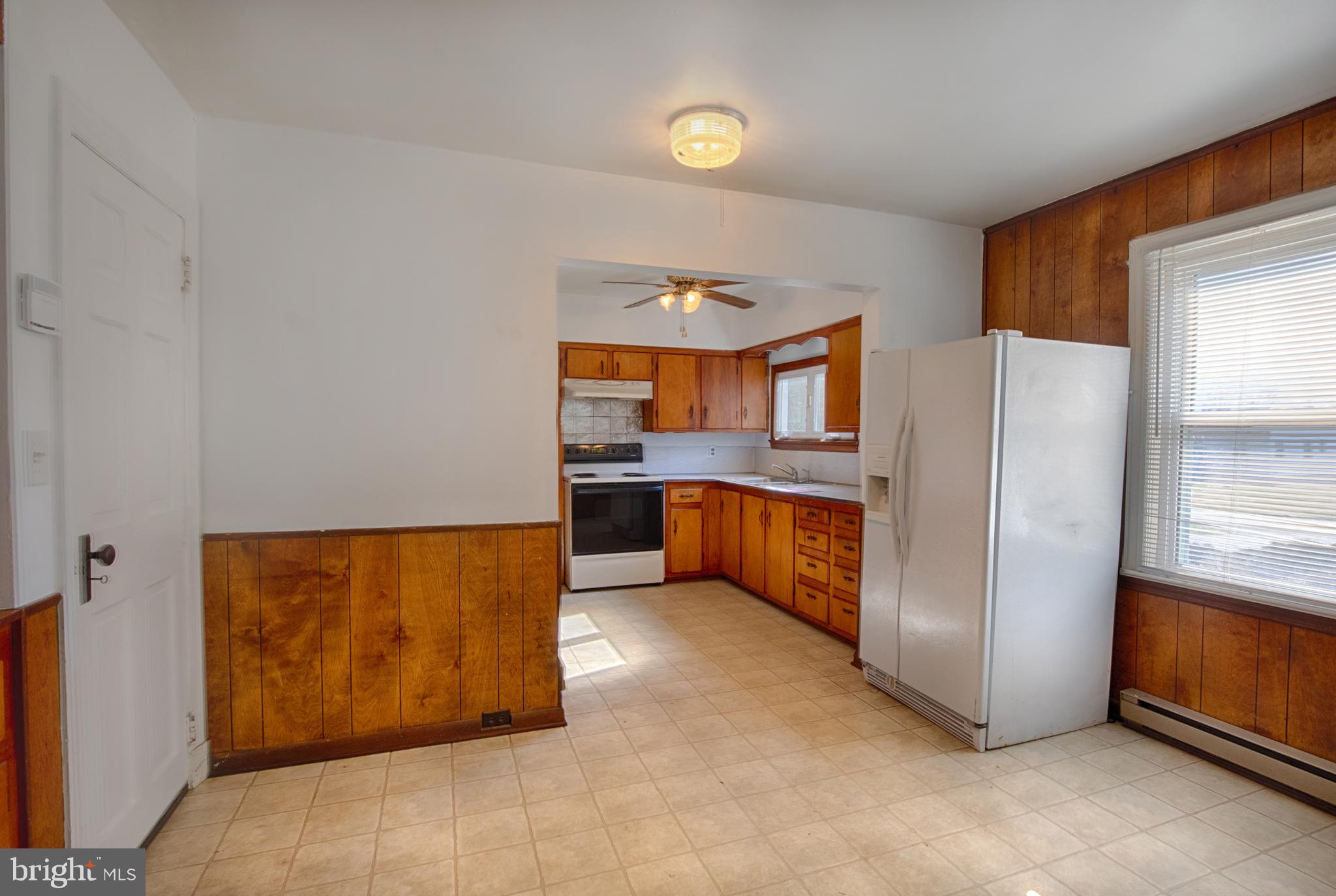 2833 Scarff Road Fallston, MD 21047 - Photo 6 of 24 Eat in table space off of kitchen w large window