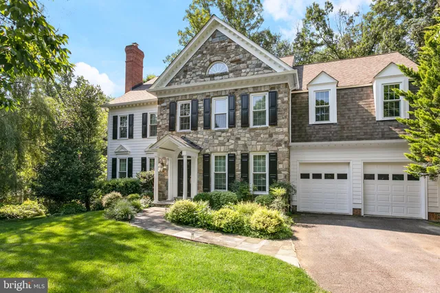 $2,125,000 | 8316 Comanche Court, Bethesda, MD 20817