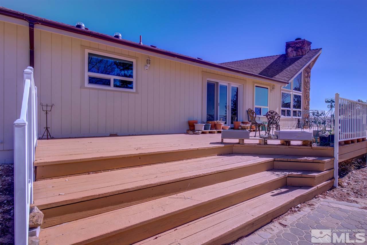 1719 Sunrise Pass Road Minden, NV 89423 - Photo 27 of 39 a view of hall way with furniture