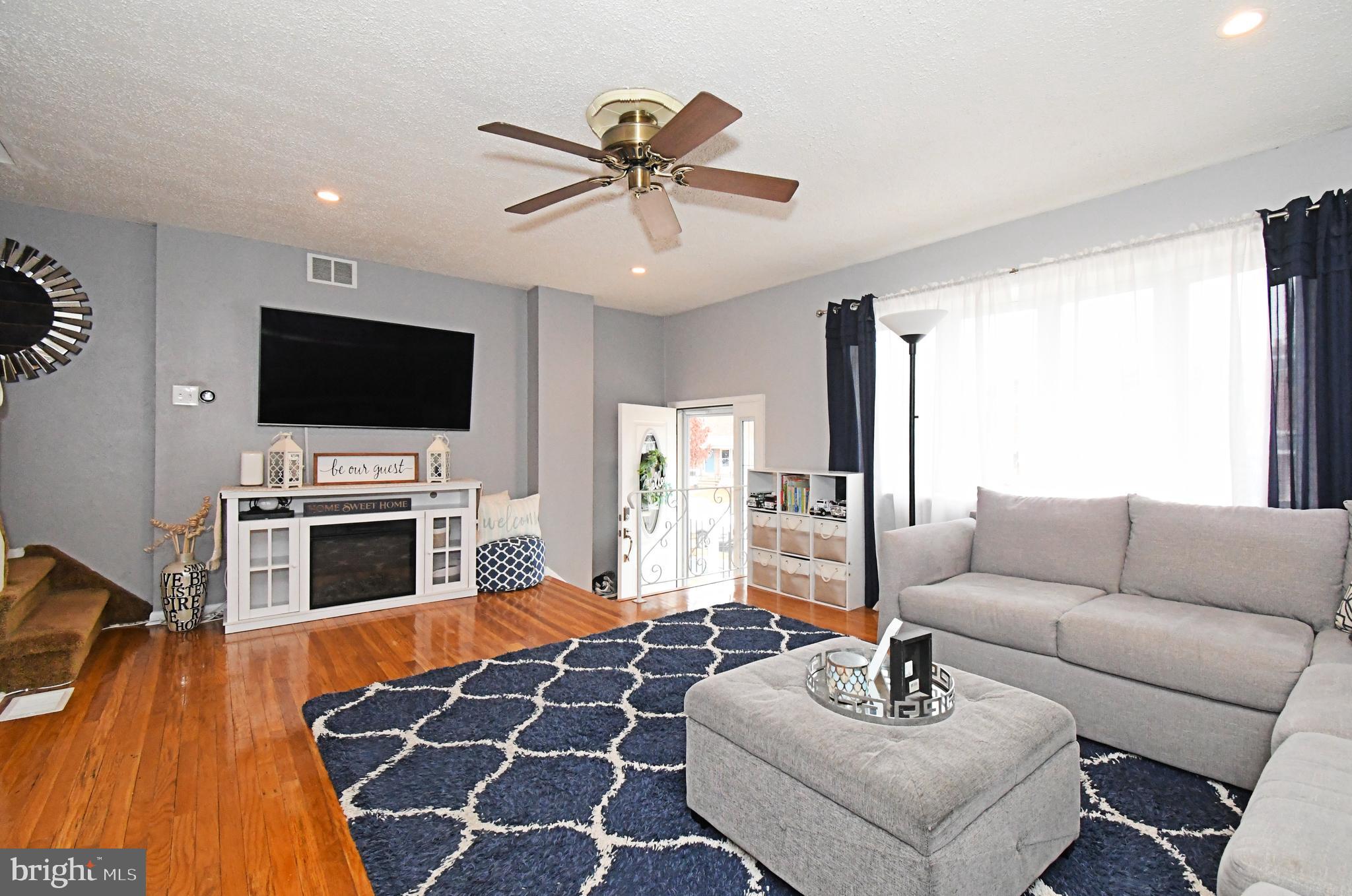 12457 Sweet Briar Road Philadelphia, PA 19154 - Photo 9 of 42 Gallery Image 9