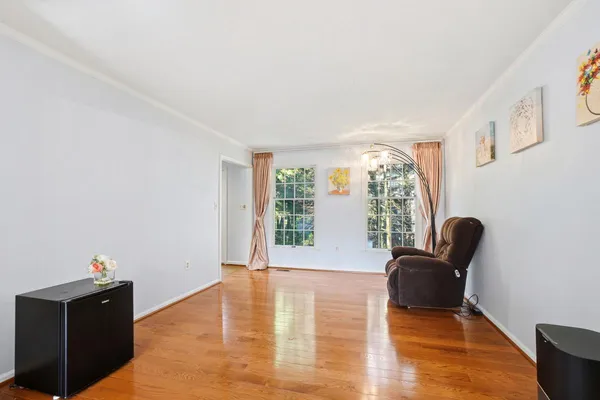 $890,000 | 3006 Woodberry Lane, Ellicott City, MD 21042