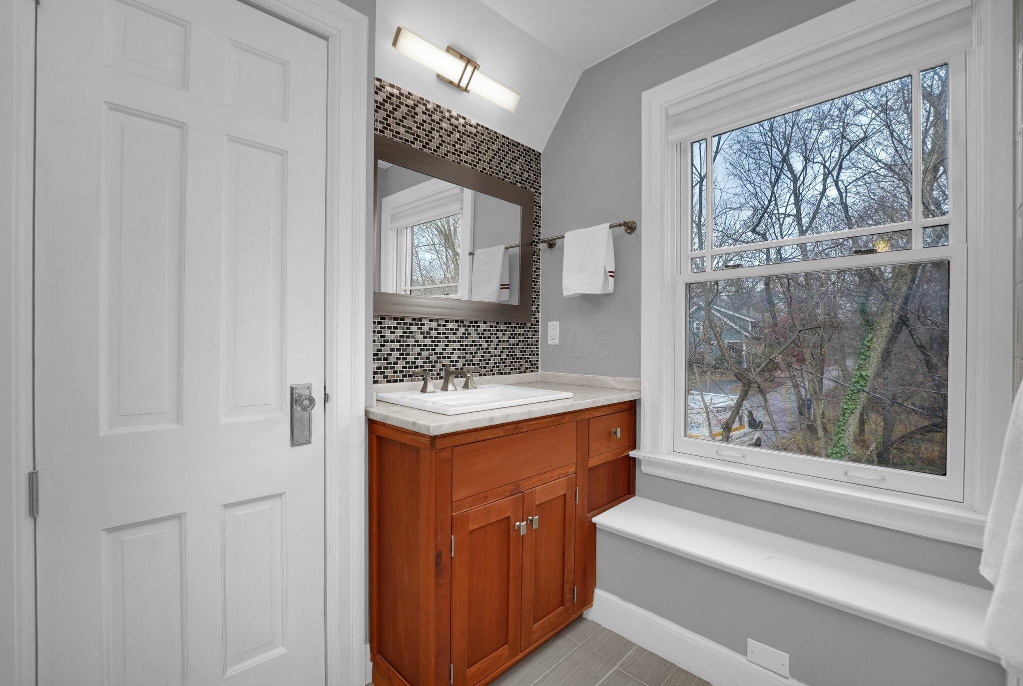 296 Walhalla Road Columbus, OH 43202 - Photo 44 of 75 88-web-or-mls-296-walhalla-rd