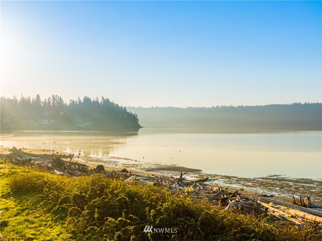 13321 Satterlee Road Anacortes, WA 98221 - Photo 1 of 19 Gallery Image 1