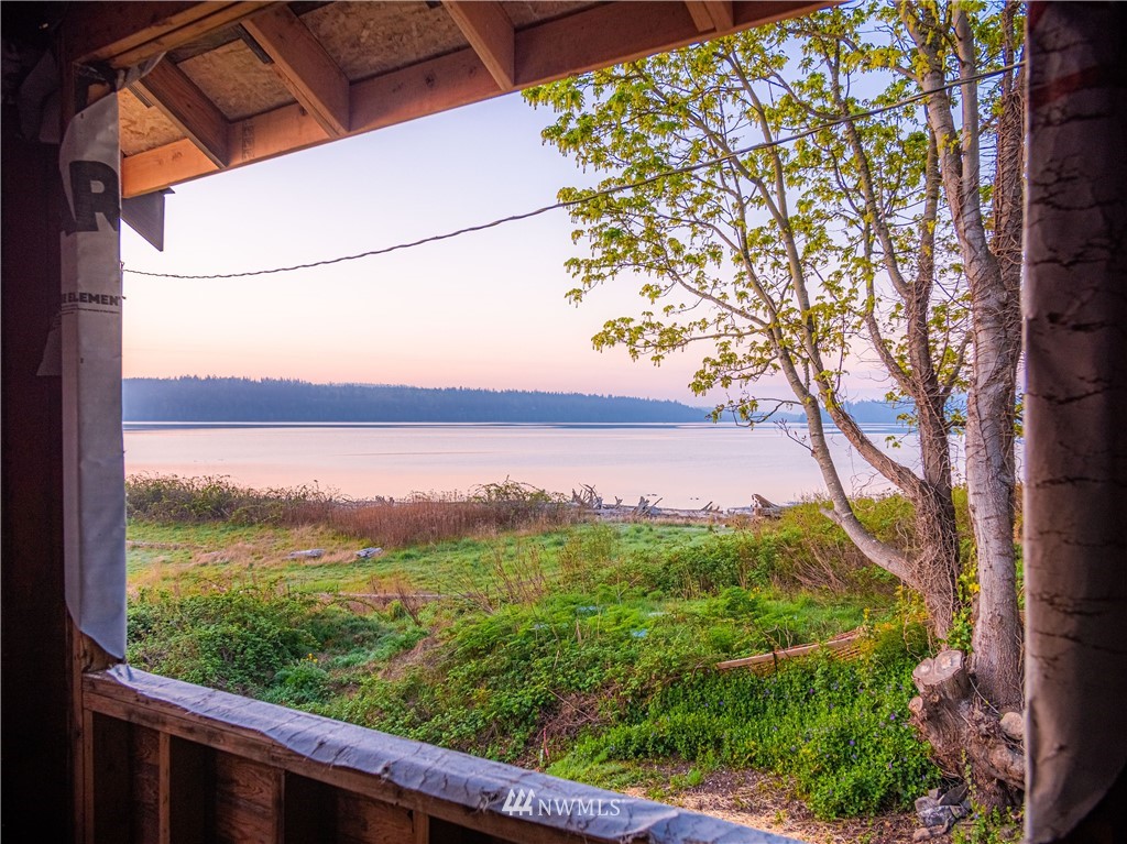 13321 Satterlee Road Anacortes, WA 98221 - Photo 2 of 19 Gallery Image 2