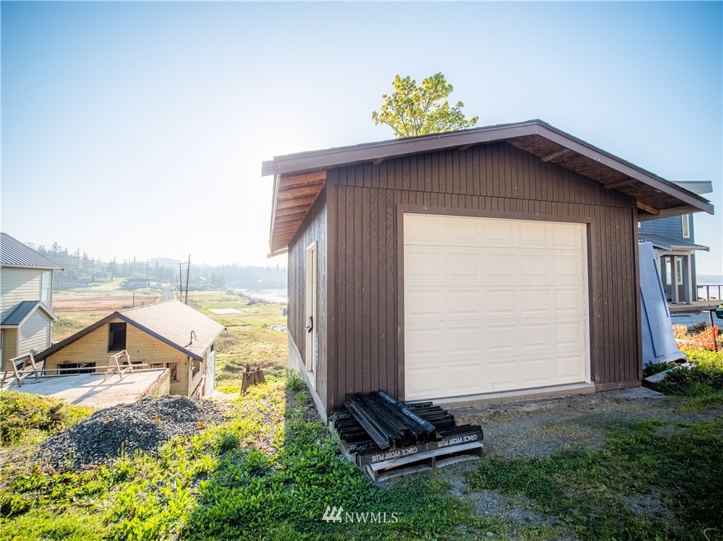 13321 Satterlee Road Anacortes, WA 98221 - Photo 14 of 19 Gallery Image 14