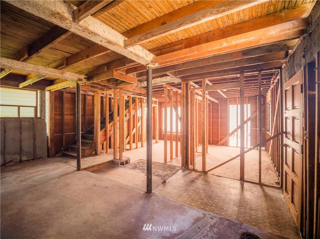 13321 Satterlee Road Anacortes, WA 98221 - Photo 7 of 19 Gallery Image 7