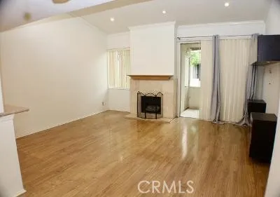 $399,999 | 5325 Newcastle Avenue, Unit 322, Encino, CA 91316