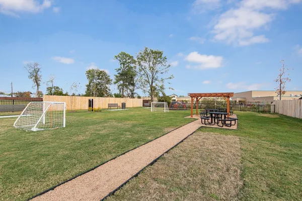 $309,990 | 15610 Coneflower Hls Drive, Houston, TX 77090