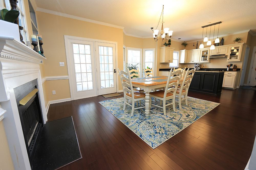 5628 Raddington Street Raleigh, NC 27613 - Photo 13 of 25 Breakfast Area/Kitchen