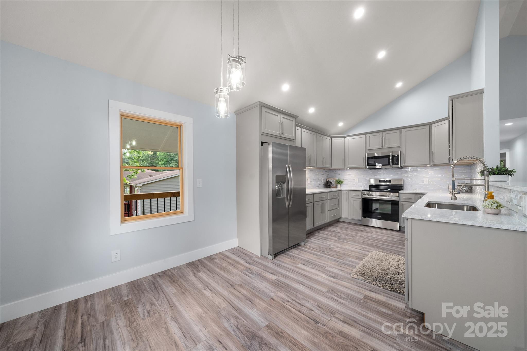 2513 Rolfe Street Hendersonville, NC 28791 - Photo 14 of 48 Gallery Image 14