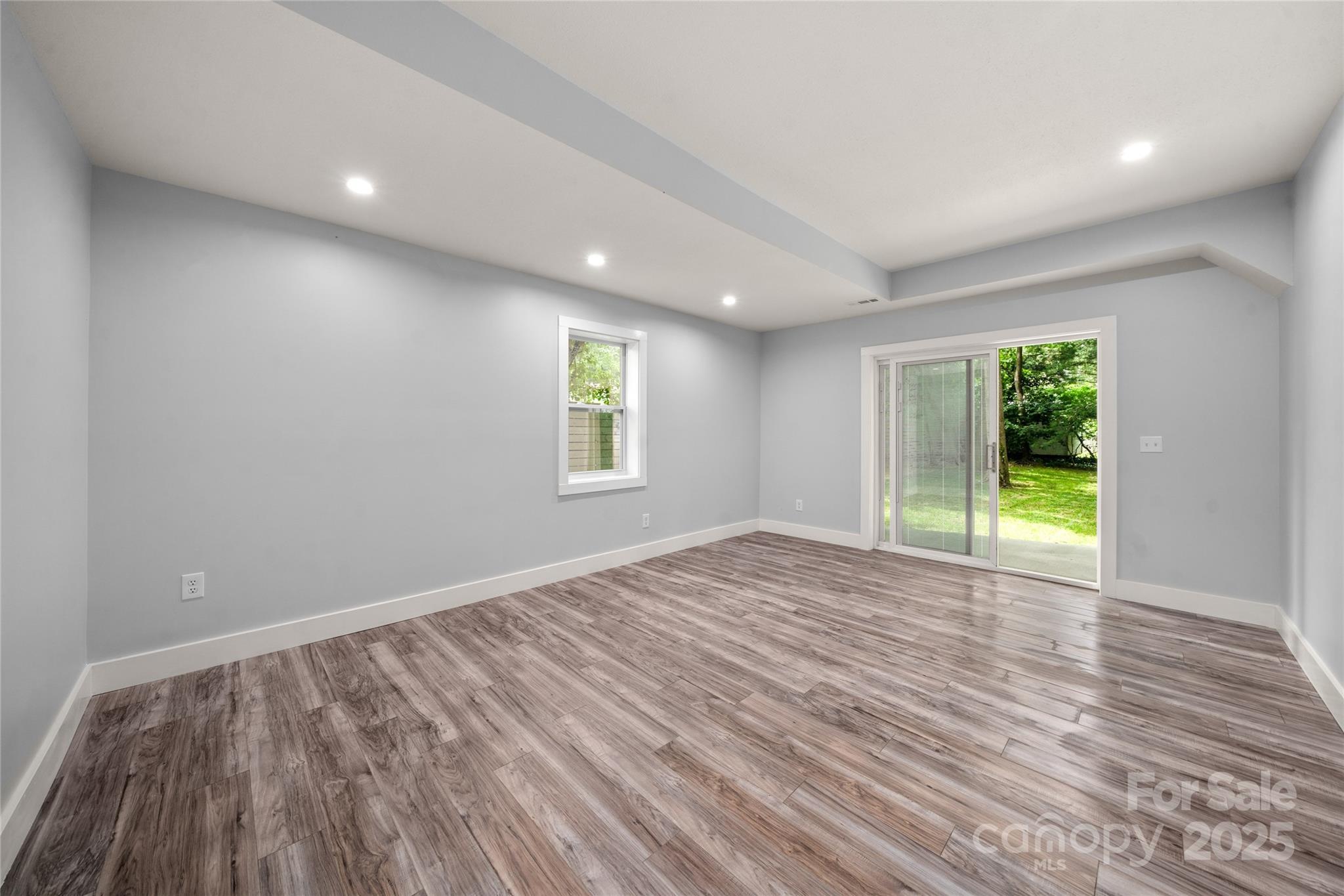2513 Rolfe Street Hendersonville, NC 28791 - Photo 33 of 48 Gallery Image 33