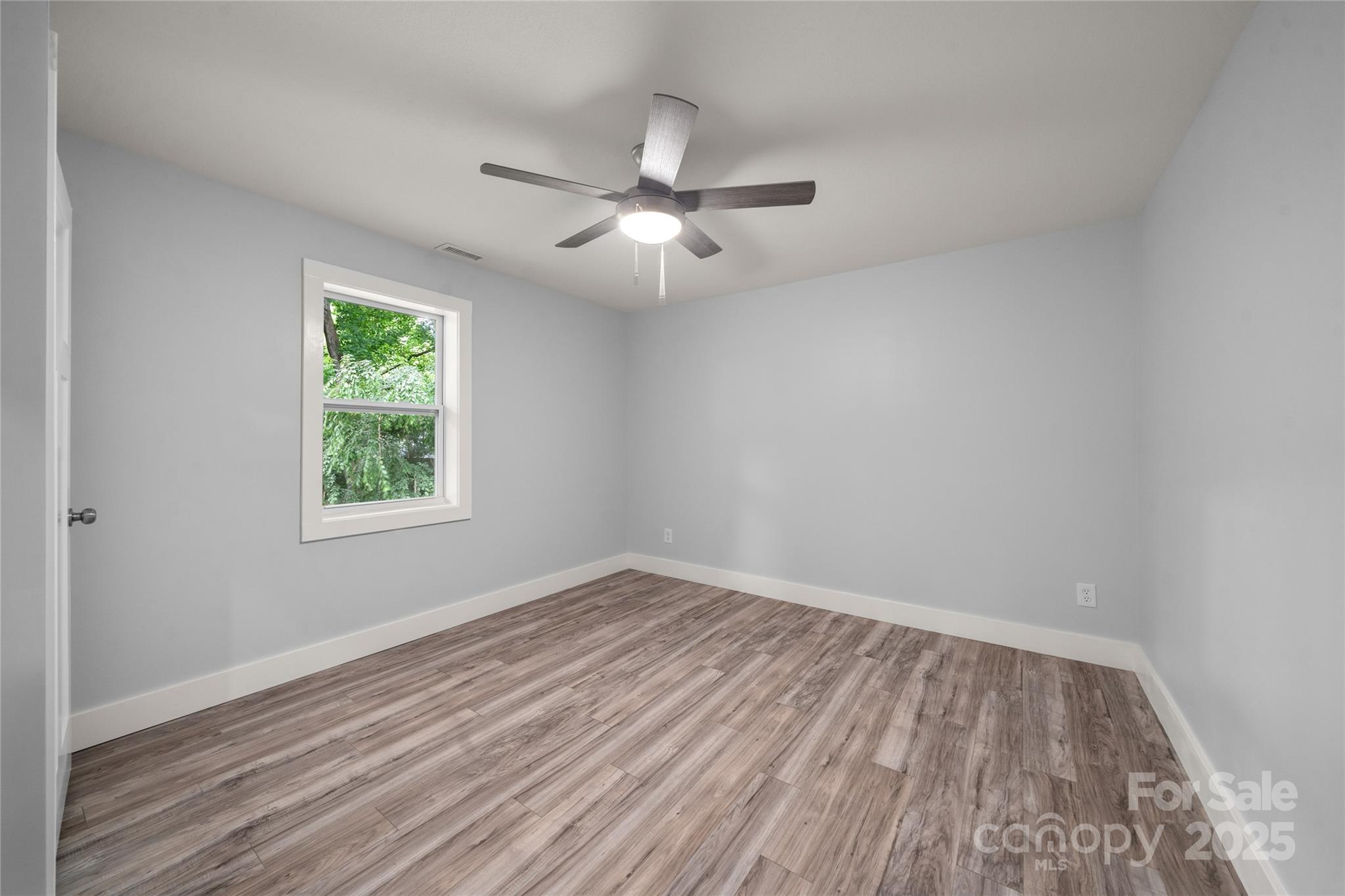 2513 Rolfe Street Hendersonville, NC 28791 - Photo 35 of 48 Gallery Image 35