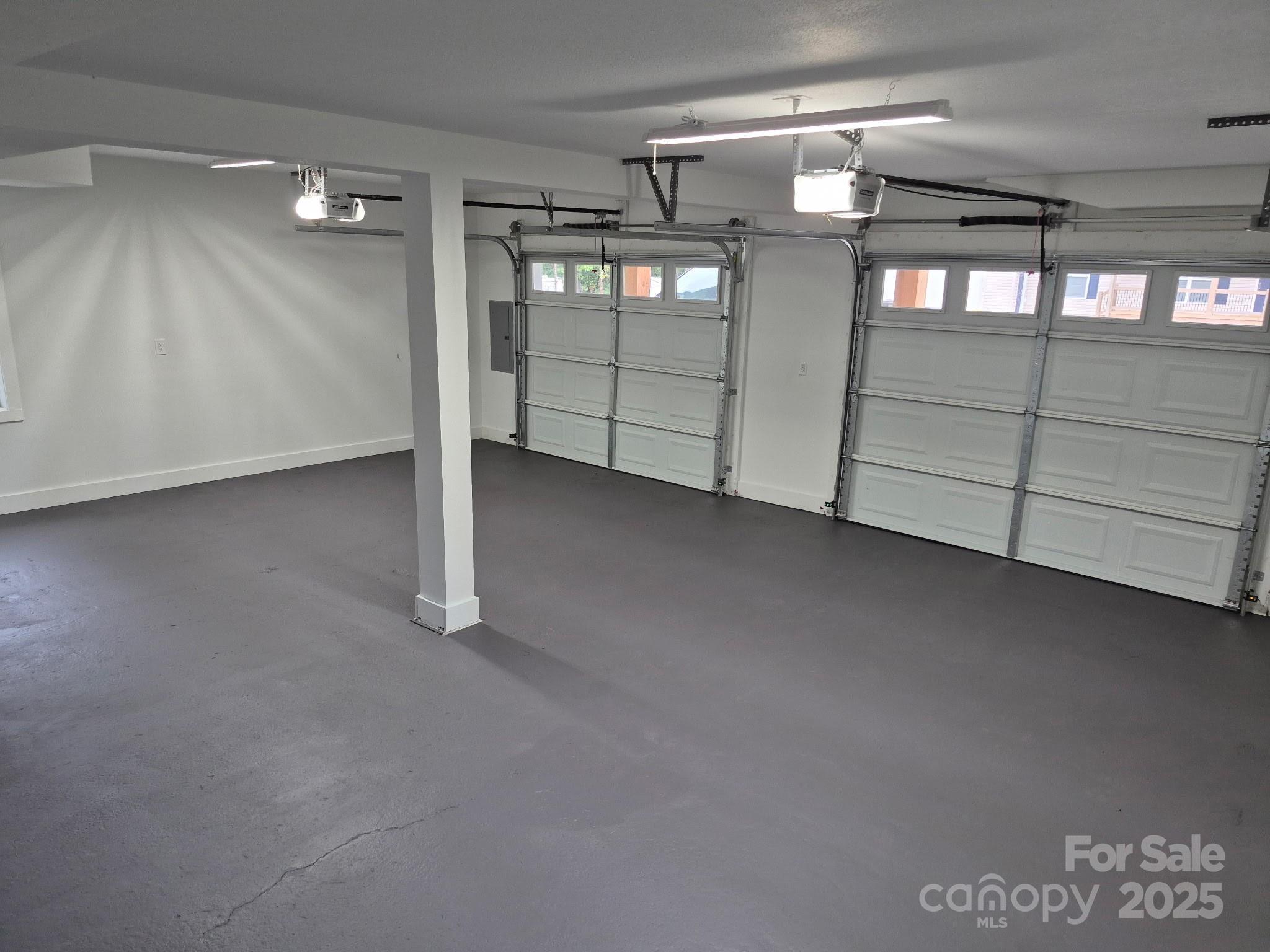 2513 Rolfe Street Hendersonville, NC 28791 - Photo 39 of 48 Gallery Image 39