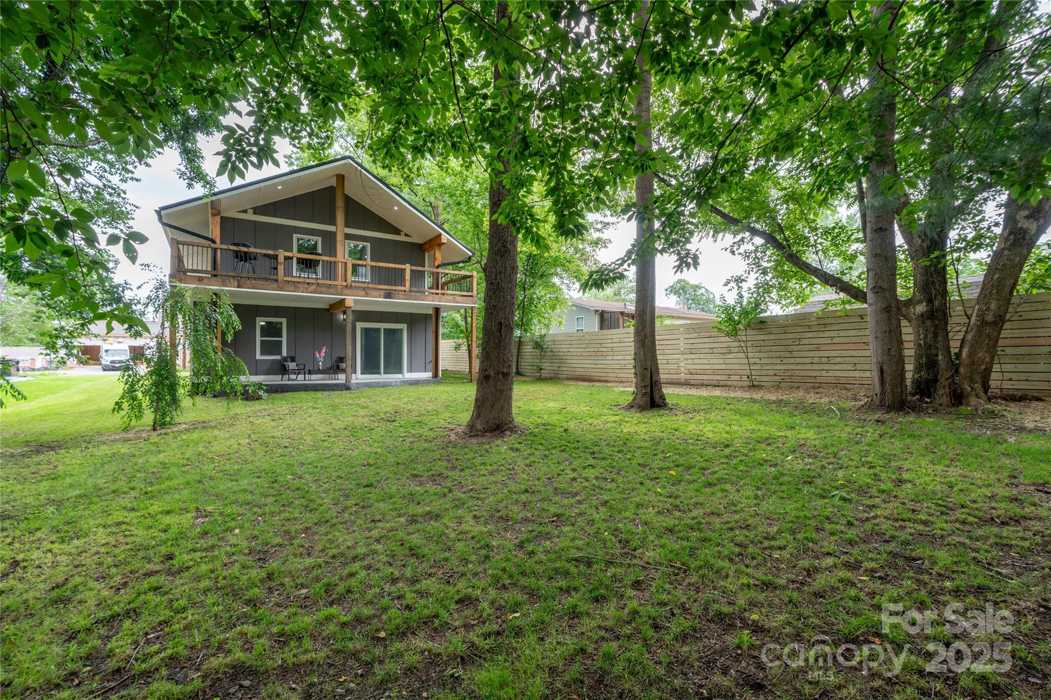 2513 Rolfe Street Hendersonville, NC 28791 - Photo 4 of 48 Gallery Image 4