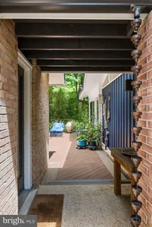 $1,540,000 | 8034 Park Overlook Drive, Bethesda, MD 20817