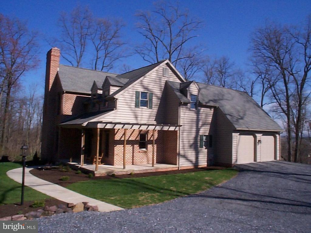 159 Ridge Avenue Ephrata, PA 17522 - Photo 2 of 9 Gallery Image 2