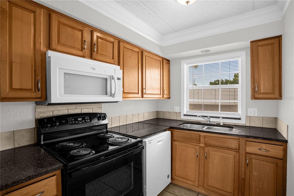 1400 Eudora Road, Unit F53 Mount Dora, FL 32757 - Photo 9 of 24