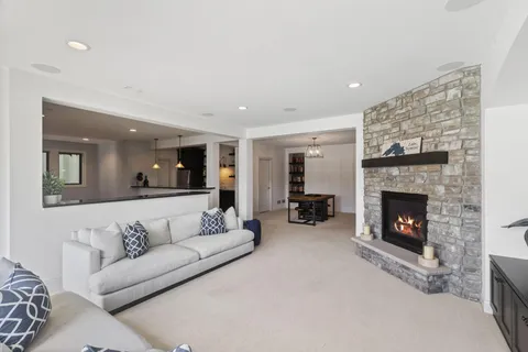$2,095,000 | 5860 Club Valley Road, Excelsior, MN 55331