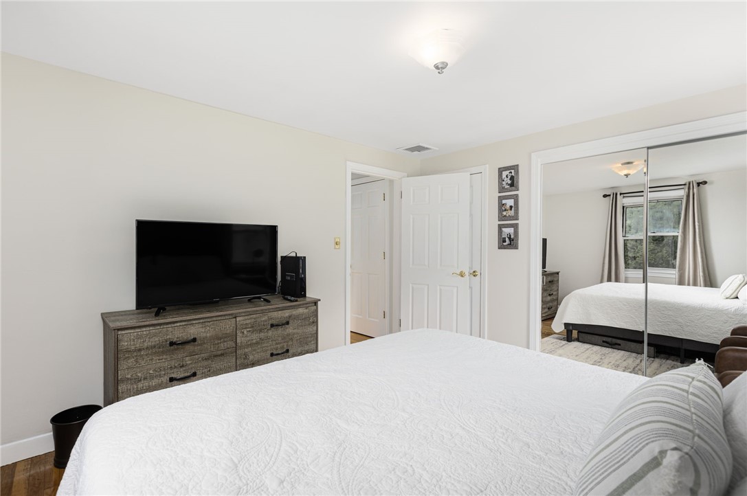 7 Jencks Road Cumberland, RI 02864 - Photo 22 of 40