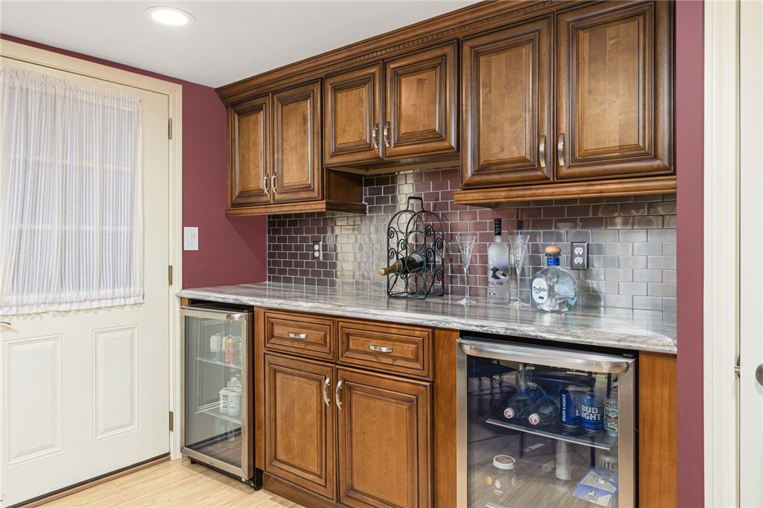7 Jencks Road Cumberland, RI 02864 - Photo 29 of 40