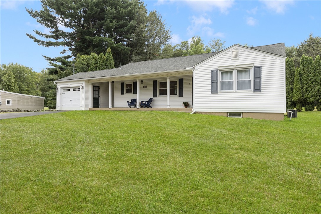 7 Jencks Road Cumberland, RI 02864 - Photo 3 of 40