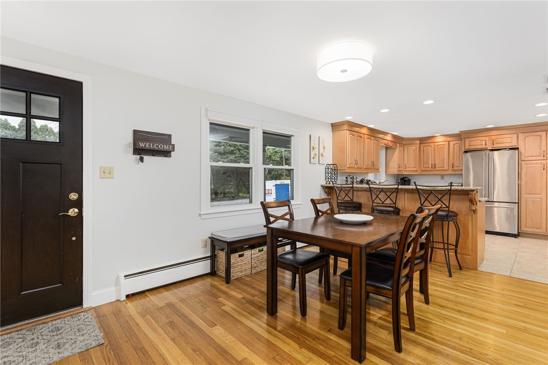 7 Jencks Road Cumberland, RI 02864 - Photo 5 of 40