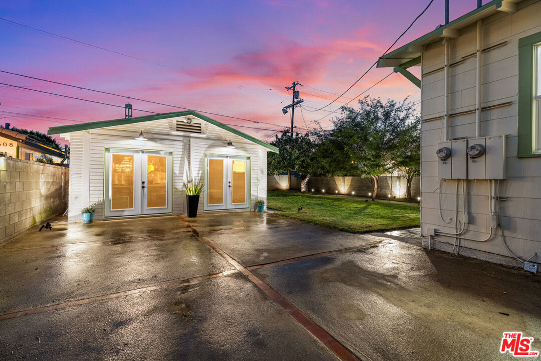 614 Romulo Street Los Angeles, CA 90065 - Photo 20 of 33