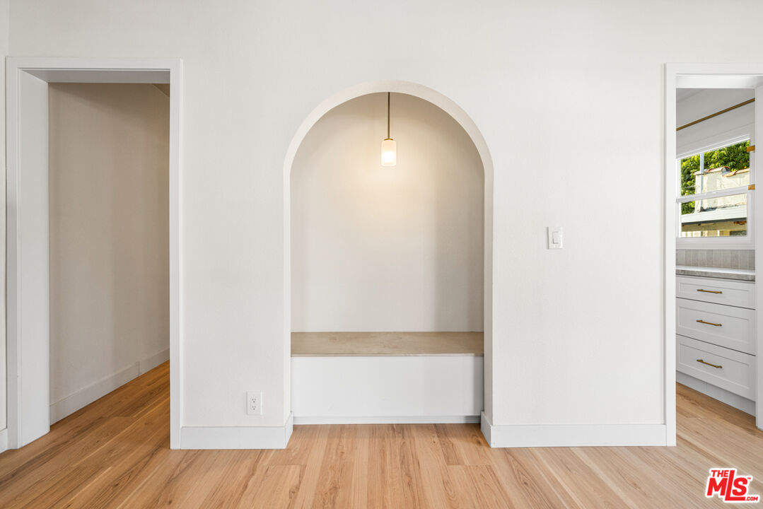 614 Romulo Street Los Angeles, CA 90065 - Photo 2 of 33