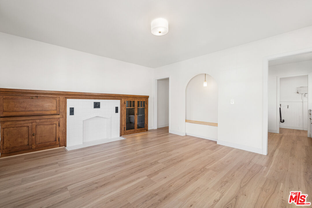 614 Romulo Street Los Angeles, CA 90065 - Photo 6 of 33