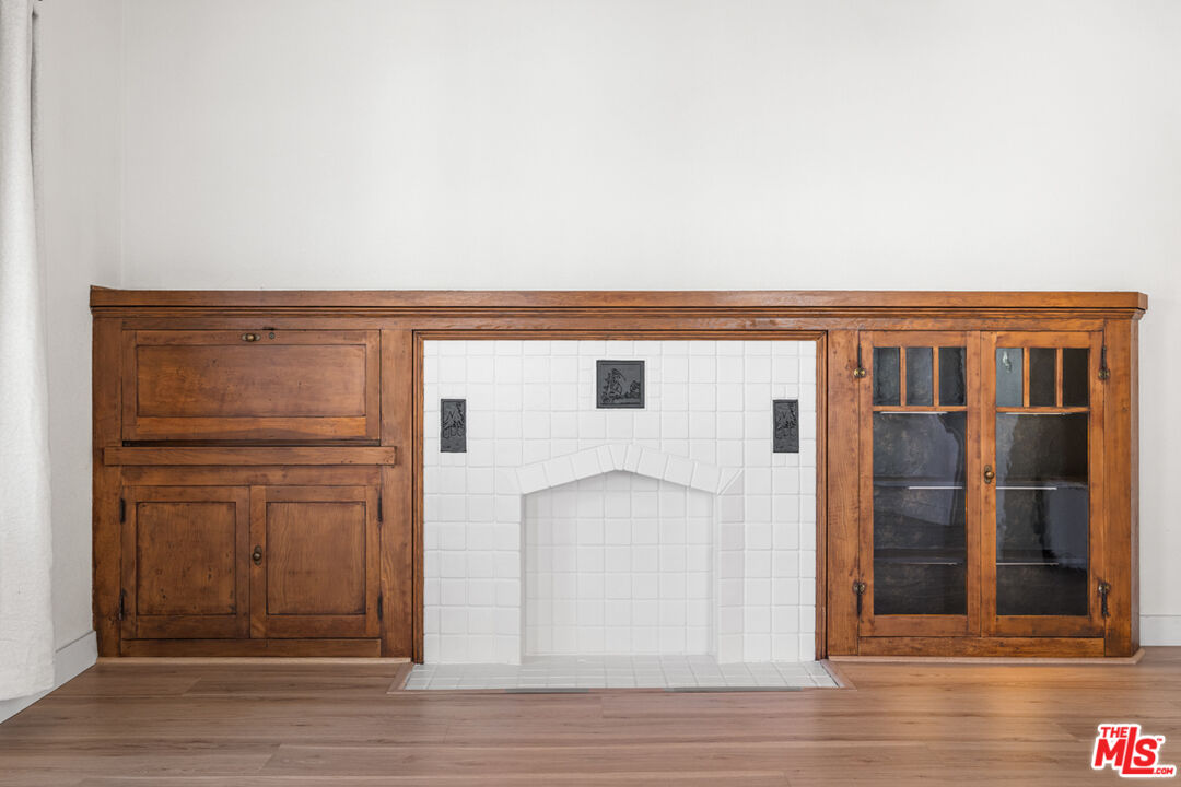 614 Romulo Street Los Angeles, CA 90065 - Photo 7 of 33