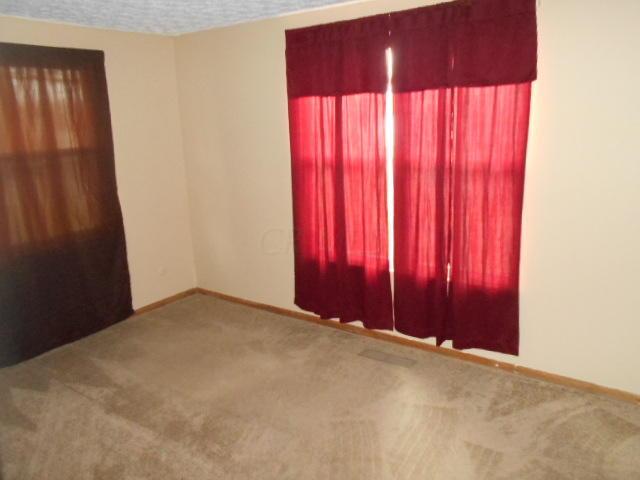 643 Cherry Glen Road Columbus, OH 43228 - Photo 18 of 21 Gallery Image 18