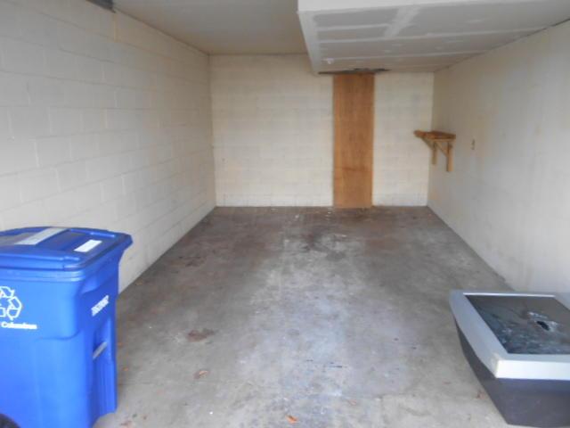 643 Cherry Glen Road Columbus, OH 43228 - Photo 9 of 21 Gallery Image 9