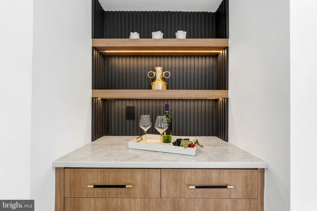 $1,220,000 | 12011 Meadowville Court, Herndon, VA 20170