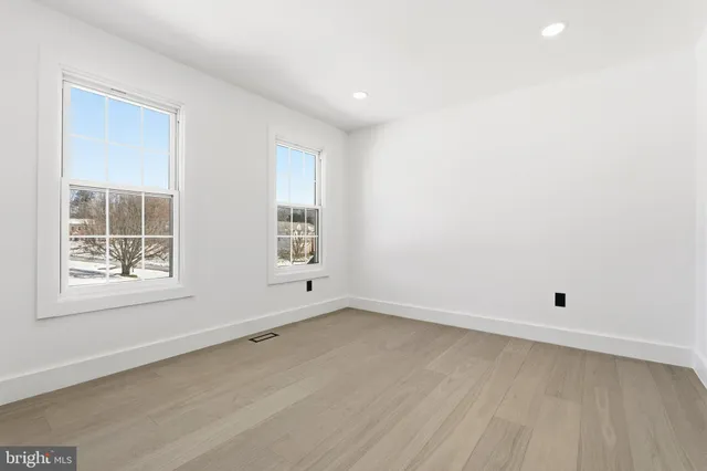 $1,220,000 | 12011 Meadowville Court, Herndon, VA 20170