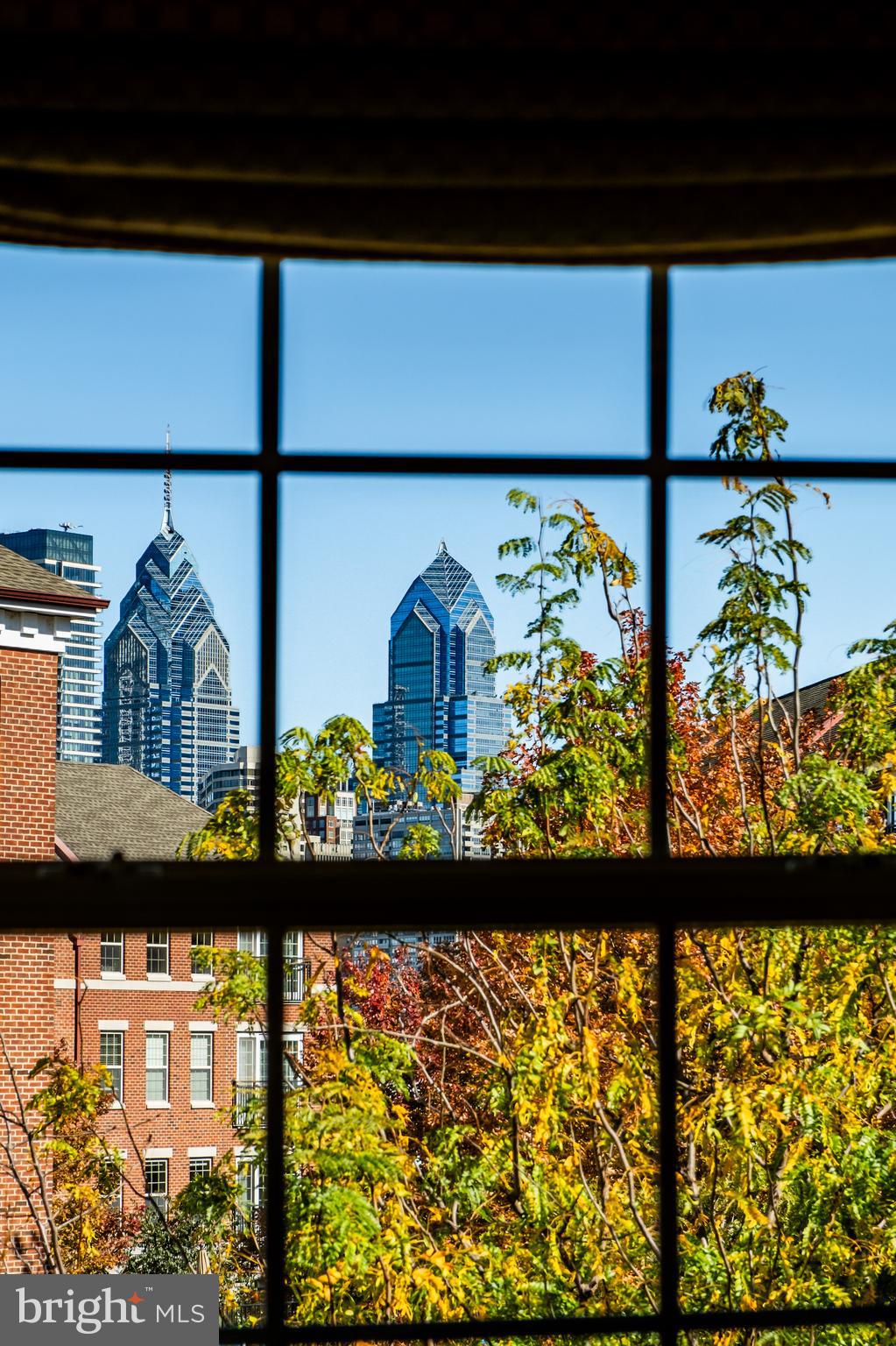 600 Commodore Court, Unit 2631 Philadelphia, PA 19146 - Photo 29 of 45 a view of front door