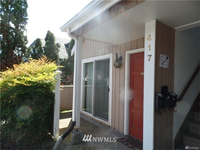 417 Wells Avenue South Renton, WA 98057 - Photo 11 of 23 Gallery Image 11