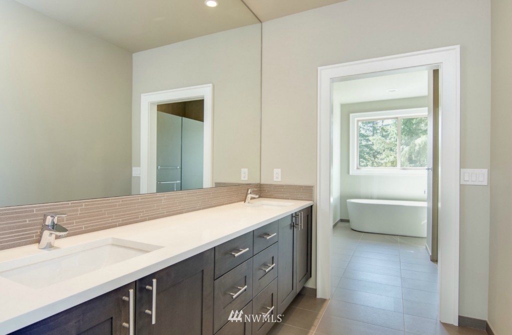 200 Duvall Place Southeast Renton, WA 98059 - Photo 19 of 25 Gallery Image 19