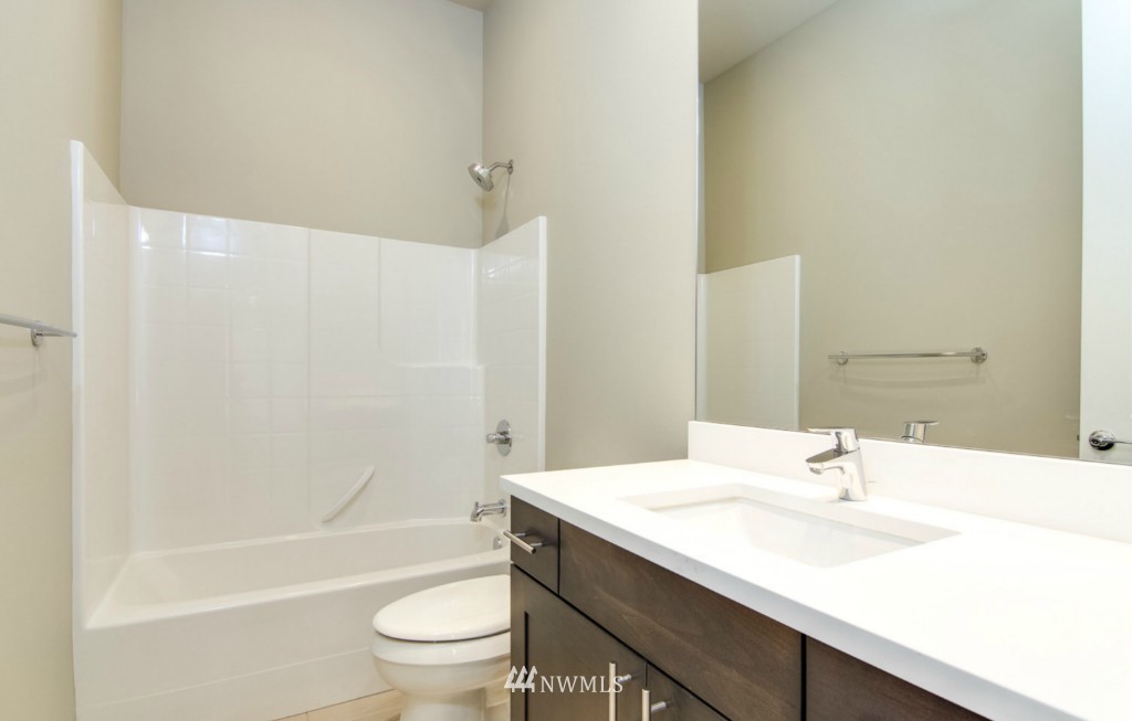 200 Duvall Place Southeast Renton, WA 98059 - Photo 21 of 25 Gallery Image 21