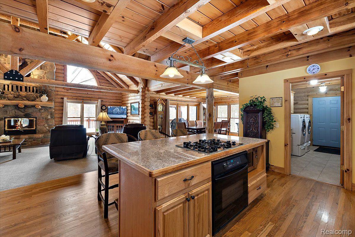 10287 Gibbs Road Clarkston, MI 48348 - Photo 28 of 87 Gallery Image 28