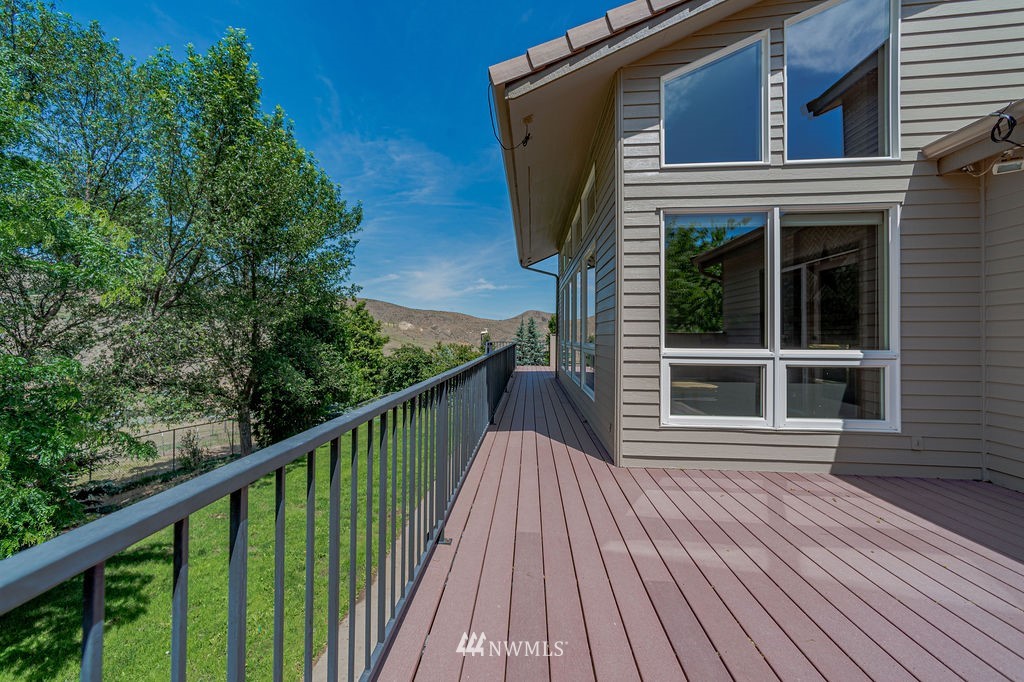 1166 Wenatchee Heights Road Wenatchee, WA 98801 - Photo 24 of 36 Gallery Image 24