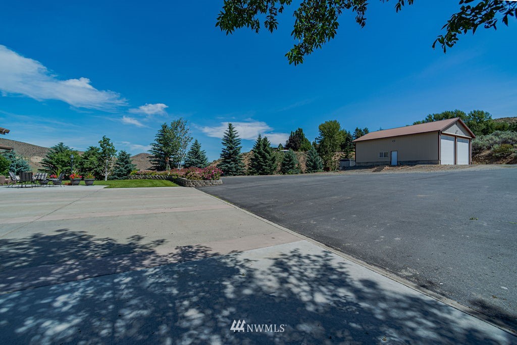1166 Wenatchee Heights Road Wenatchee, WA 98801 - Photo 30 of 36 Gallery Image 30