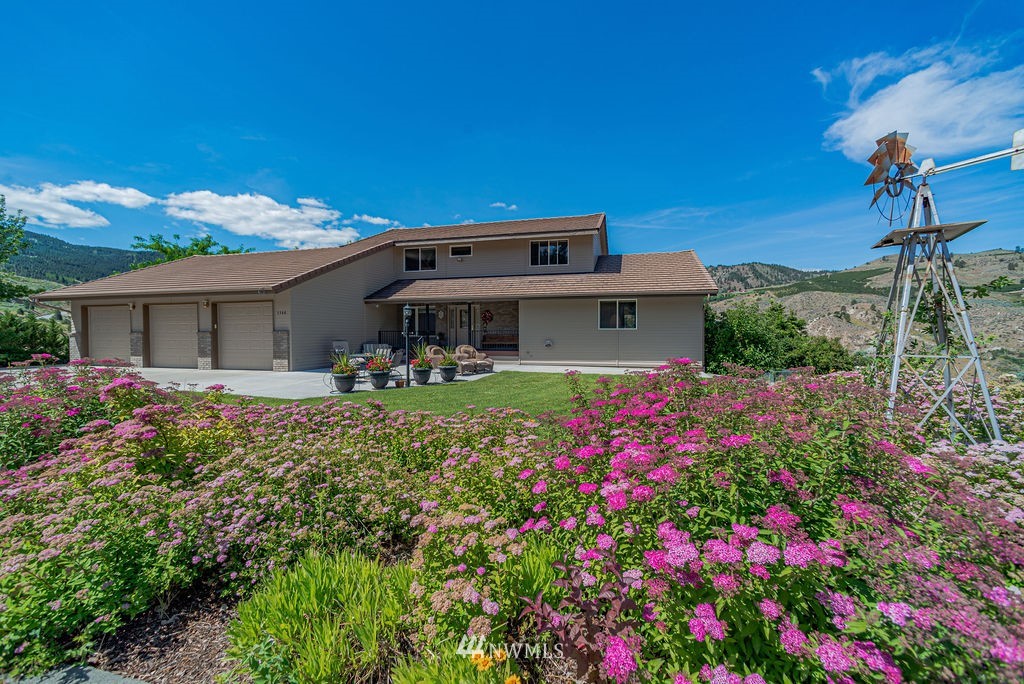 1166 Wenatchee Heights Road Wenatchee, WA 98801 - Photo 5 of 36 Gallery Image 5