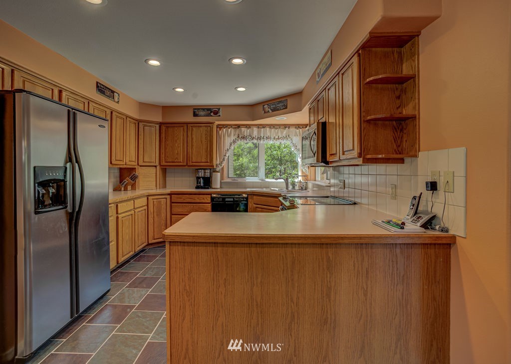 1166 Wenatchee Heights Road Wenatchee, WA 98801 - Photo 10 of 36 Gallery Image 10