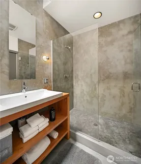 $889,000 | 2517 13th Avenue South, Seattle, WA 98144