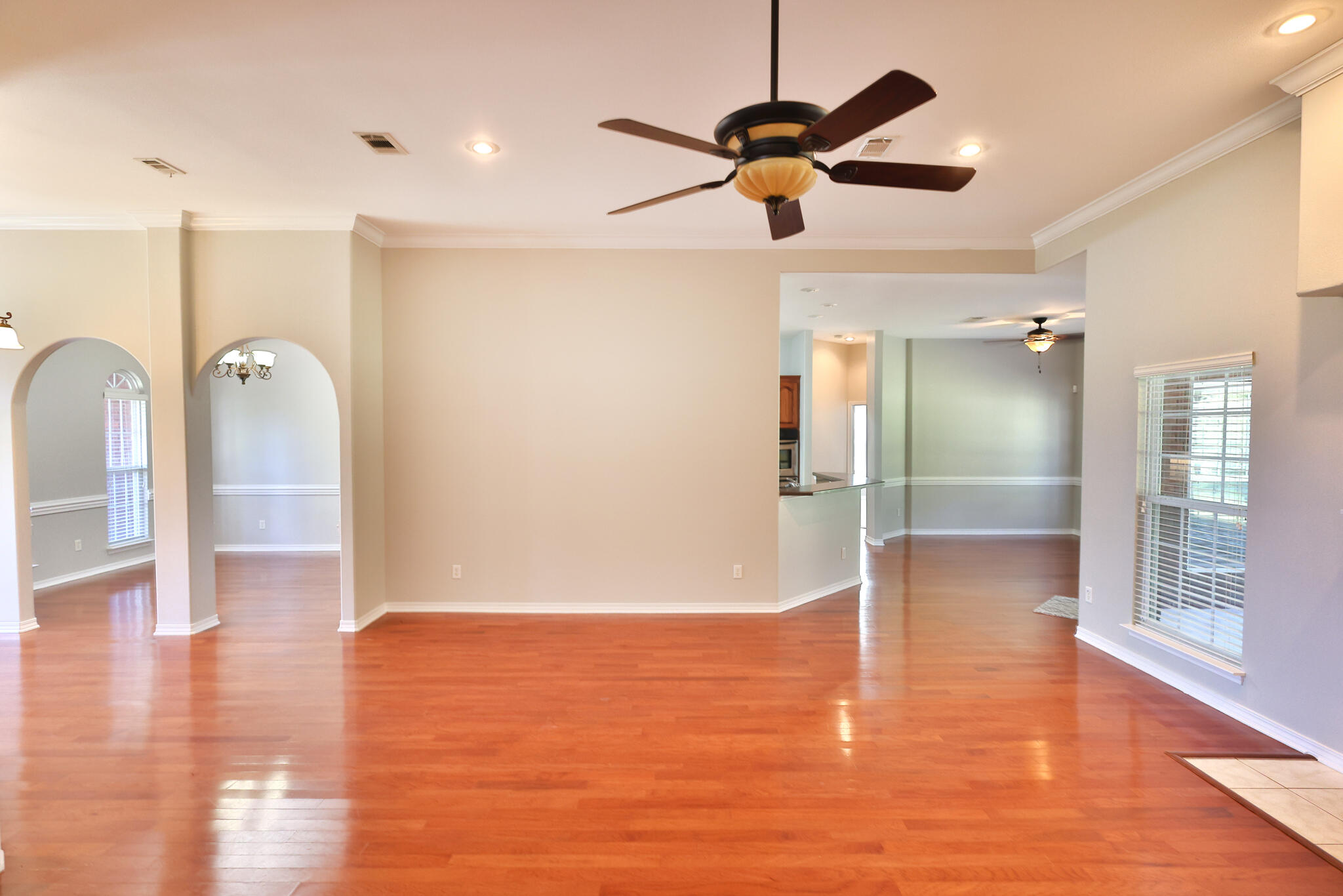 105 Par Court Crestview, FL 32536 - Photo 8 of 72 3O0A6584