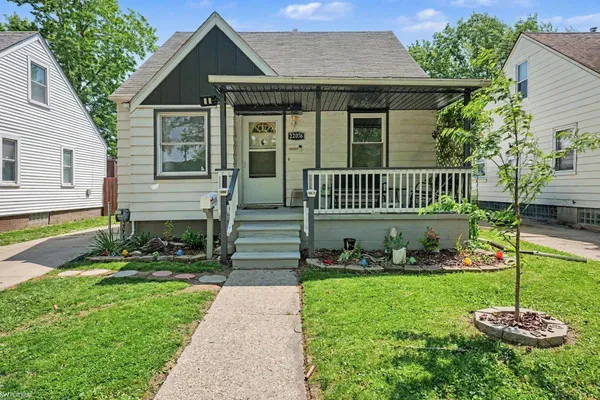 $140,000 | 22076 Tuscany Avenue, Eastpointe, MI 48021